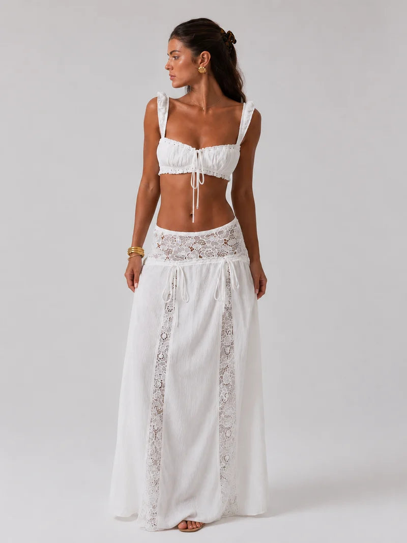 Robe longue en dentelle