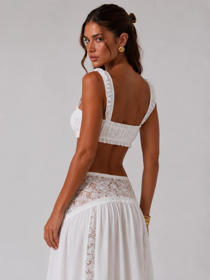 Robe longue en dentelle