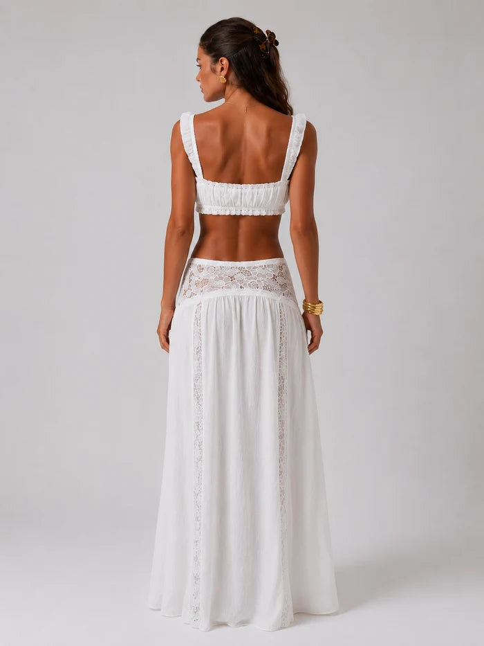 Robe longue en dentelle